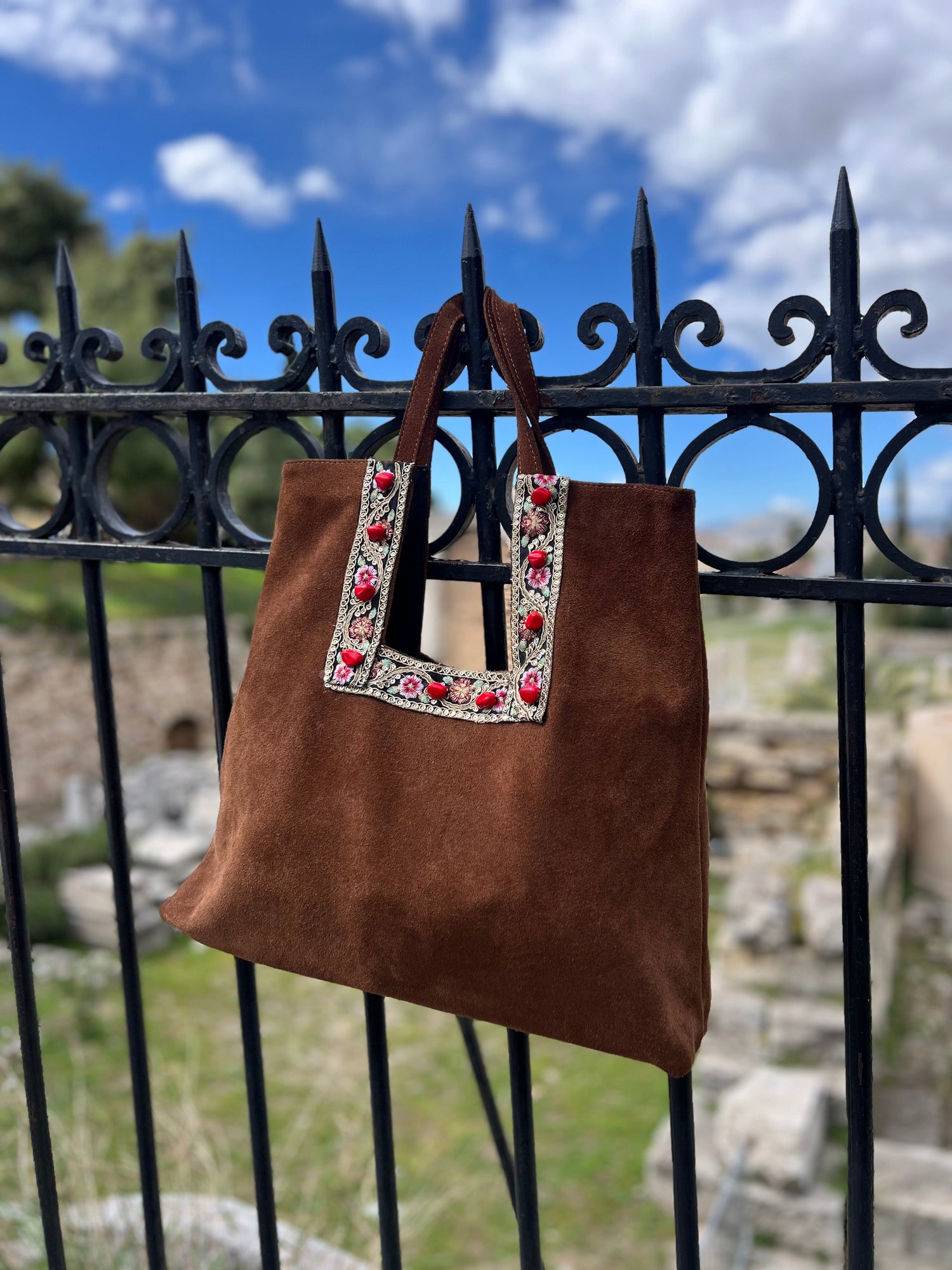 LEATHER BAGS