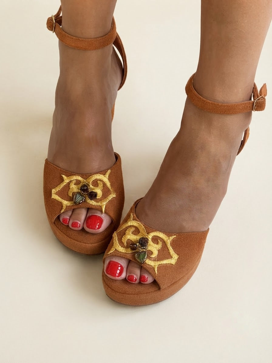 Brown Suede Wedge Platforms QUE CHIMBA