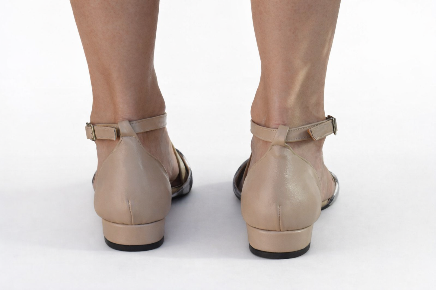 UNTAMED Velvet Flats