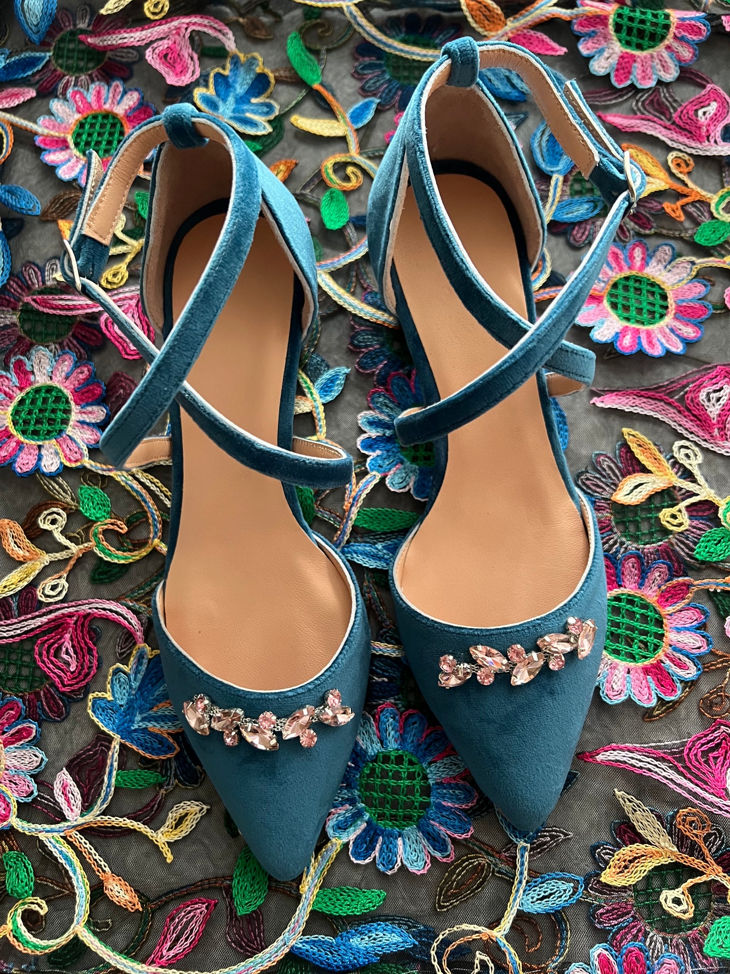 IRIS Teal pumps