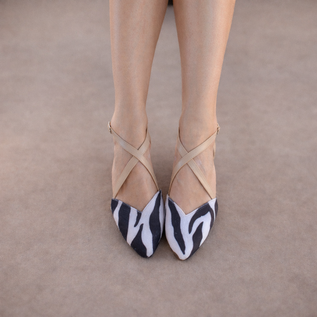 UNTAMED Velvet Flats