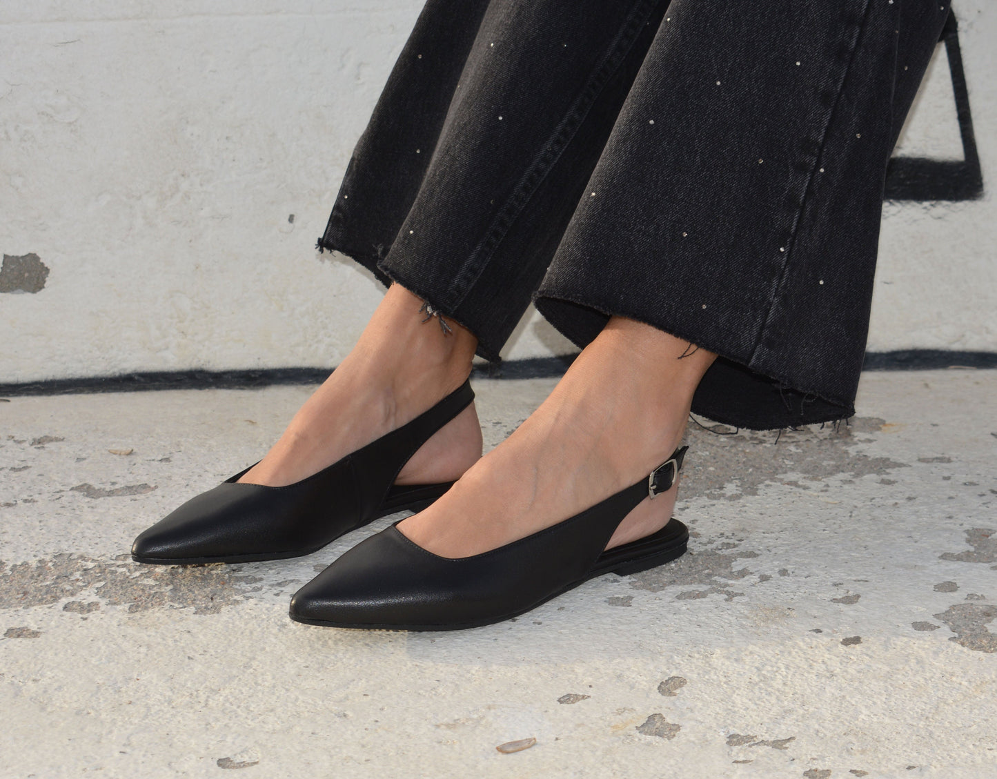 Black Leather Slingback Flats 'Querida'