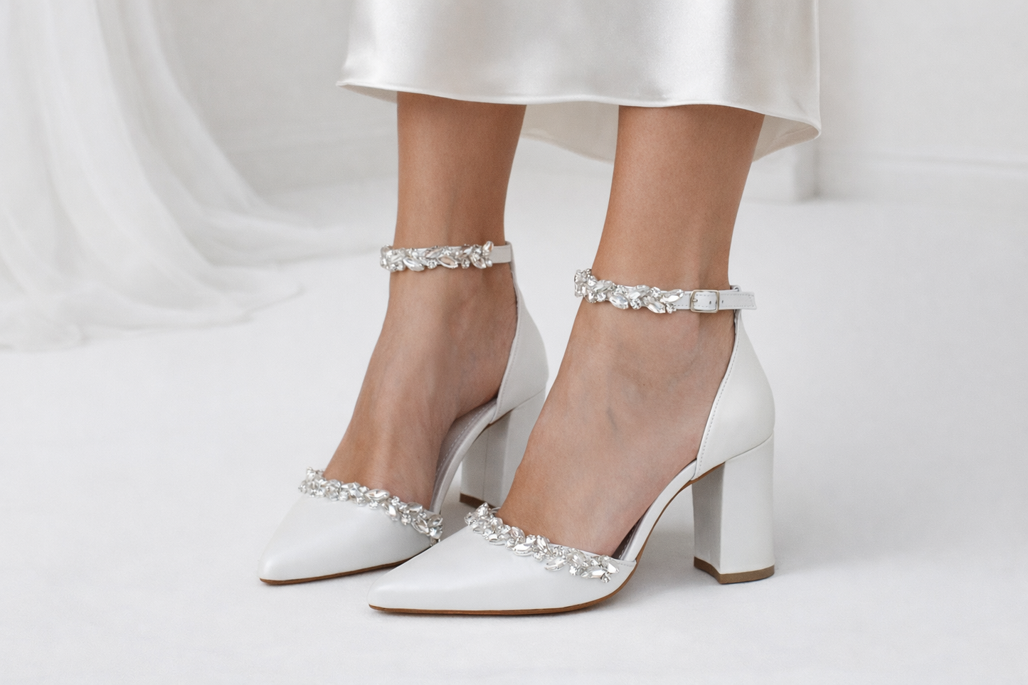 QUEEN Block heels