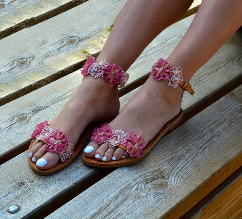 Bridesmaid leather shoes, bridesmaid flat sandals, Wedding party shoes, Maid of honor, Wedding flower sandals ''Amaryllis'
